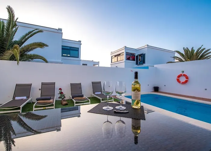 Villa Elegant With Pool *