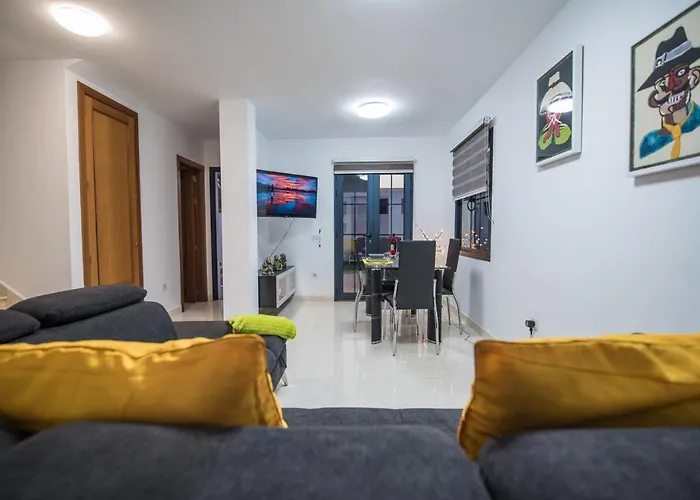 Elegant With Pool Villa Playa Blanca (Lanzarote)