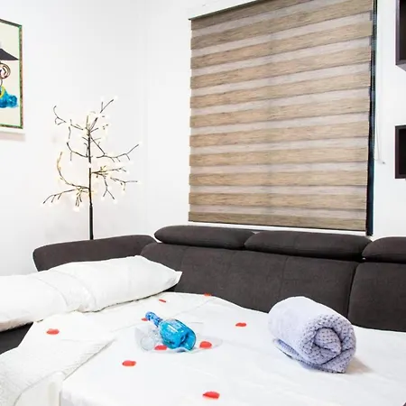 Elegant With Pool Villa *