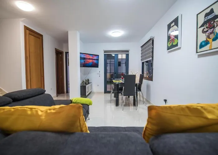 别墅 Elegant With Pool